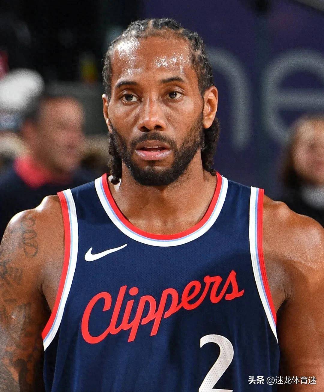 临场出现服 临场出现服